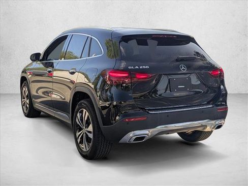 Used 2025 Mercedes-Benz GLA 250 image 9