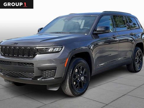 New 2025 Jeep Grand Cherokee L Altitude image 1