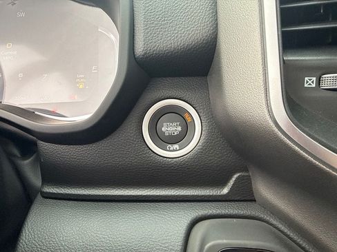 New 2026 RAM 1500 Big Horn AWD/4WD image 15