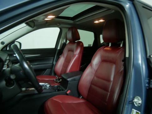 Used 2021 MAZDA CX-5 Carbon Edition image 11