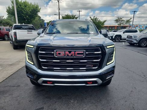 Certified 2025 GMC Yukon XL AT4 Ultimate AWD/4WD image 3