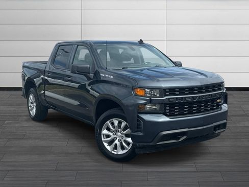Used 2022 Chevrolet Silverado 1500 Custom AWD/4WD image 2