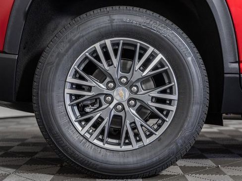 New 2026 Chevrolet Traverse LT w/ LPO, Floor Liner Package image 18