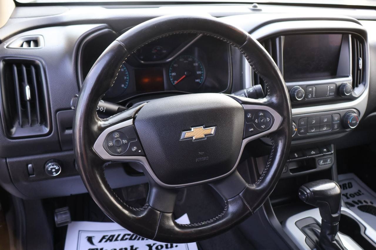 Used 2021 Chevrolet Colorado LT w/ LT Convenience Package AWD/4WD image 12