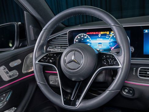 Certified 2025 Mercedes-Benz GLS 450 4MATIC image 16