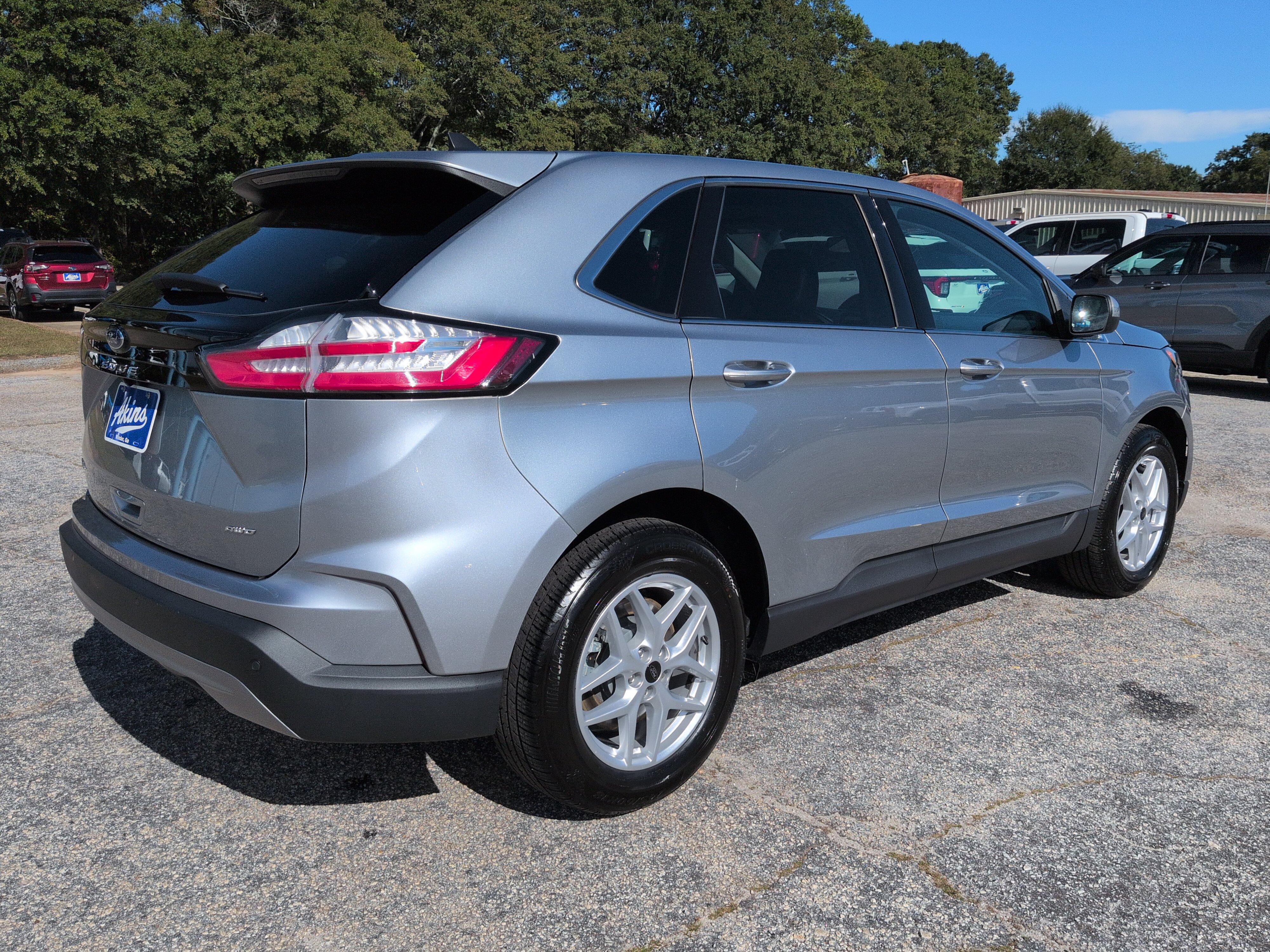 Certified 2024 Ford Edge SEL AWD/4WD image 3