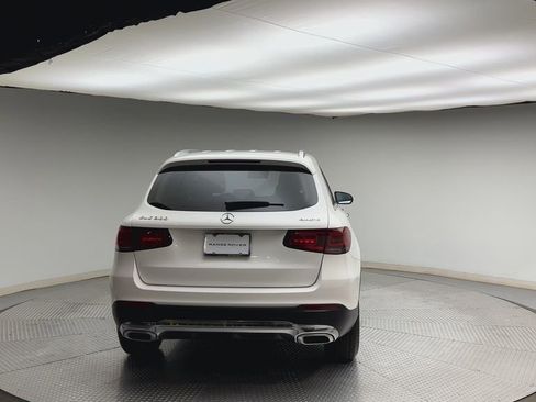 Used 2022 Mercedes-Benz GLC 300 4MATIC image 3