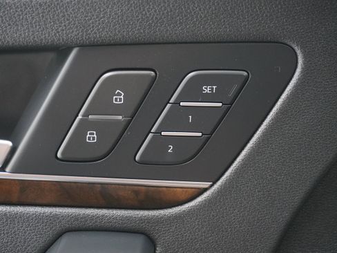 Used 2019 Audi Q5 2.0T Premium Plus w/ Premium Plus Package image 14