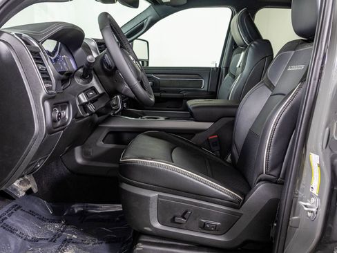 New 2026 RAM 2500 Laramie AWD/4WD image 25