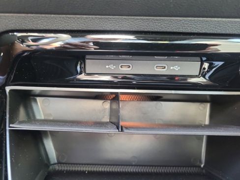 Used 2024 Volkswagen GTI SE image 30