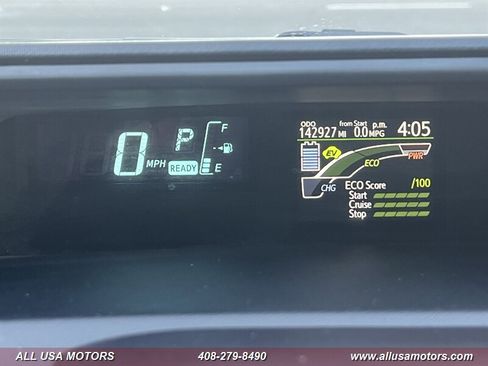 Used 2014 Toyota Prius C Four image 26