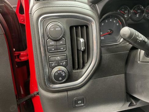 Used 2020 Chevrolet Silverado 1500 LT w/ All-Star Edition image 10