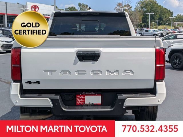 Certified 2025 Toyota Tacoma SR5 AWD/4WD image 9