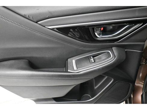 Used 2020 Subaru Outback Limited image 22