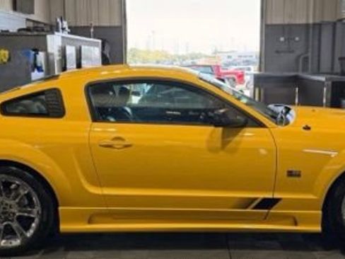 Used 2006 Ford Mustang GT RWD image 7