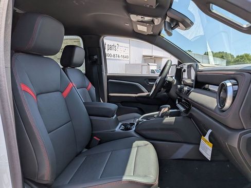 New 2026 Chevrolet Colorado Z71 w/ Z71 Convenience Package 2 AWD/4WD image 31