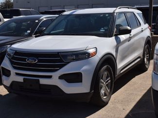 Used 2021 Ford Explorer XLT video 1