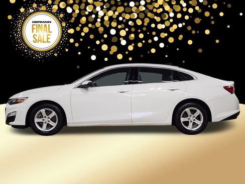 Used 2022 Chevrolet Malibu LS w/ Driver Confidence Package image 9