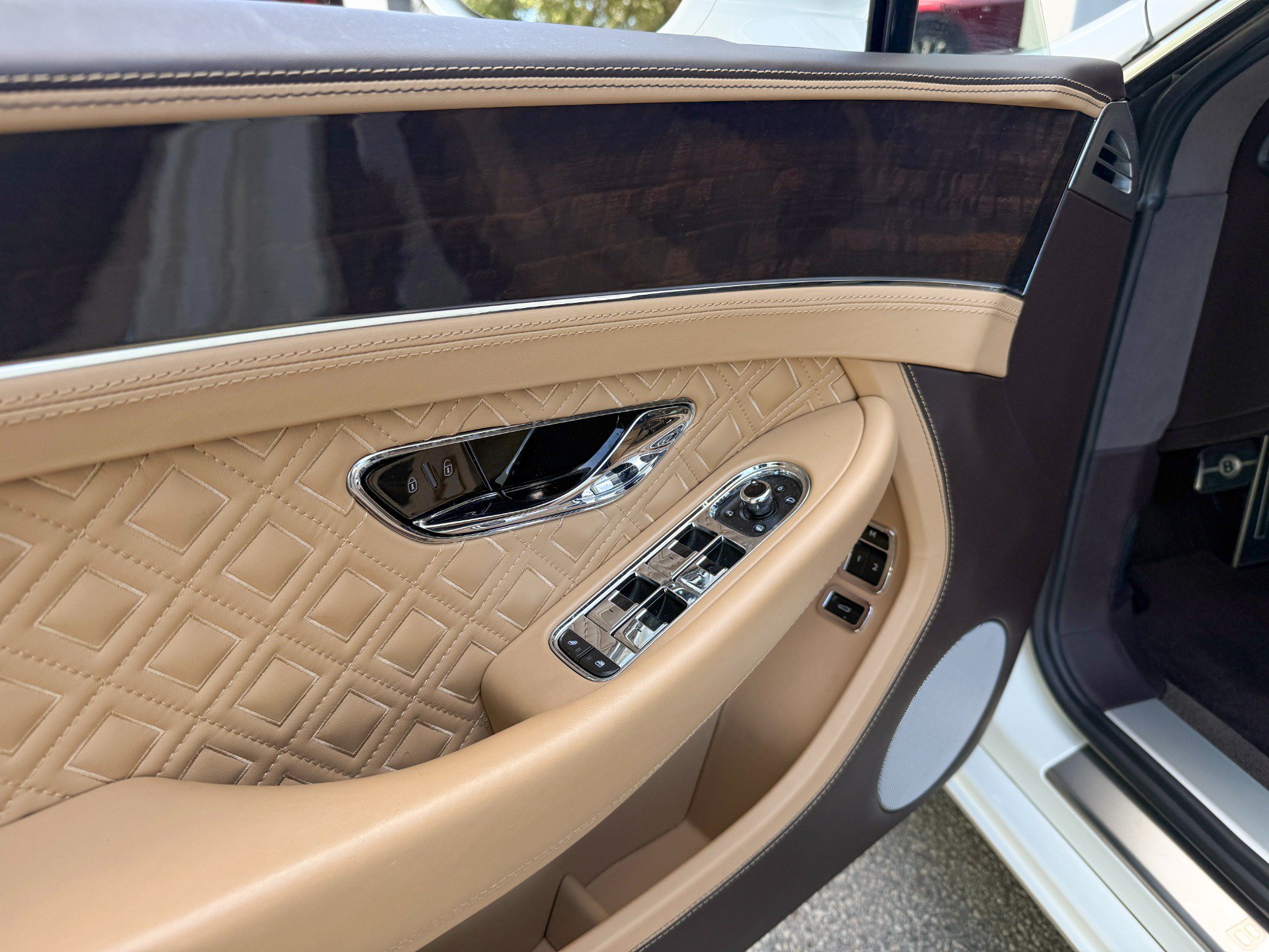 Used 2023 Bentley Continental GT Azure AWD/4WD image 22