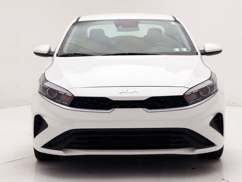Used 2024 Kia Forte LXS image 4