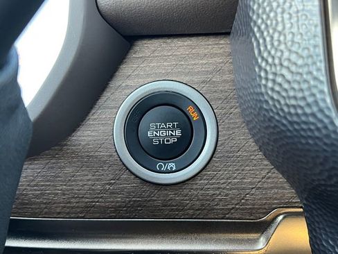 Used 2025 RAM 3500 Longhorn image 50