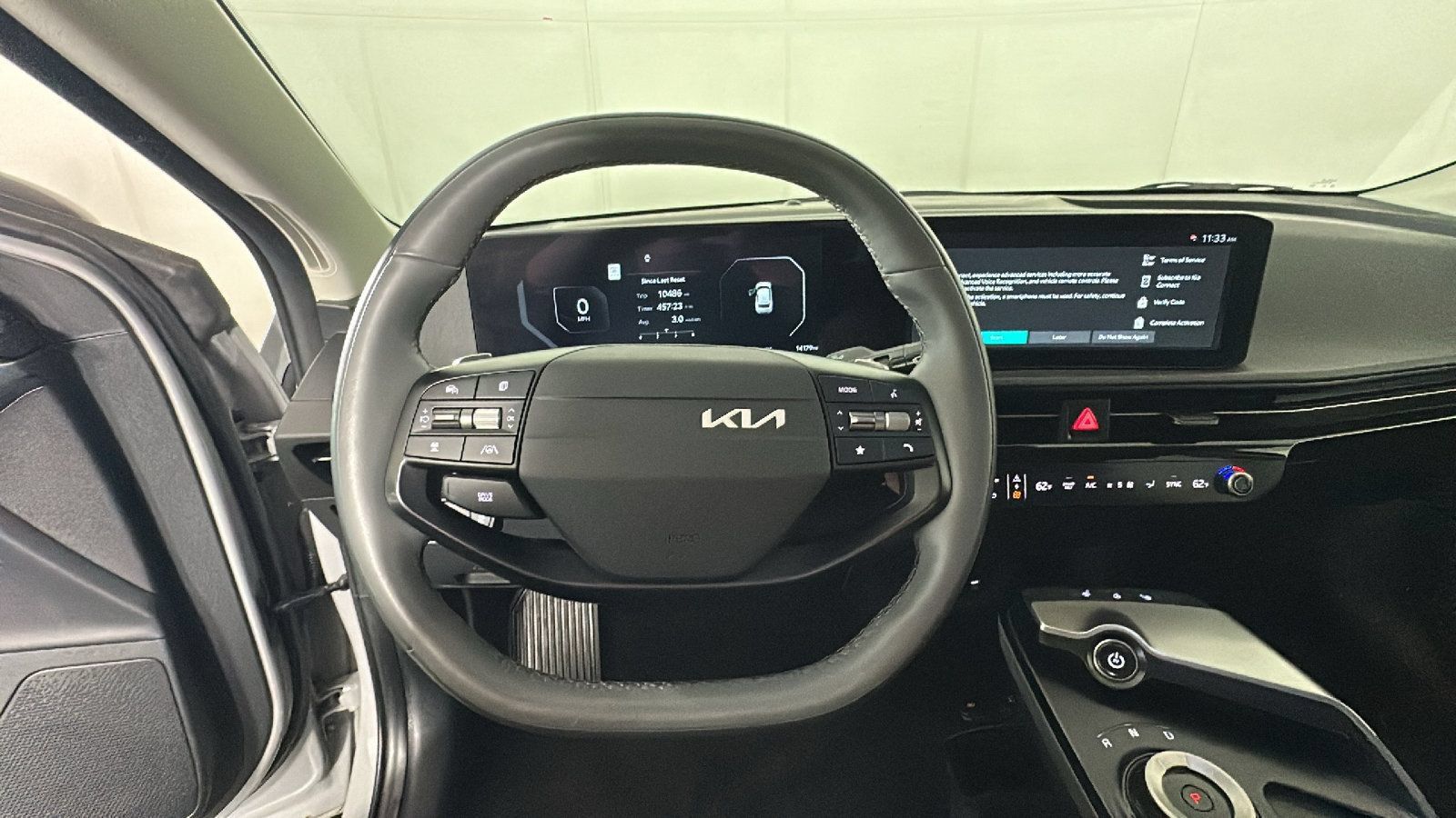 Used 2025 Kia EV6 Light AWD/4WD image 17