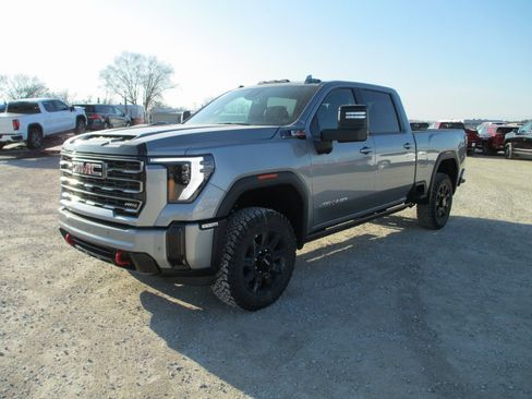 New 2026 GMC Sierra 2500 AT4 w/ AT4 Premium Plus Package image 10