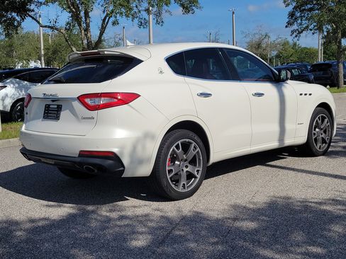 Used 2019 Maserati Levante GranSport AWD/4WD image 6