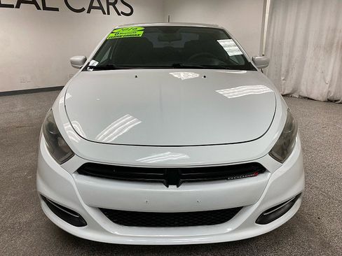 Used 2016 Dodge Dart SXT image 2