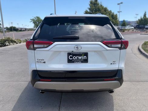 Used 2025 Toyota RAV4 SE w/ Convenience Package AWD/4WD image 8