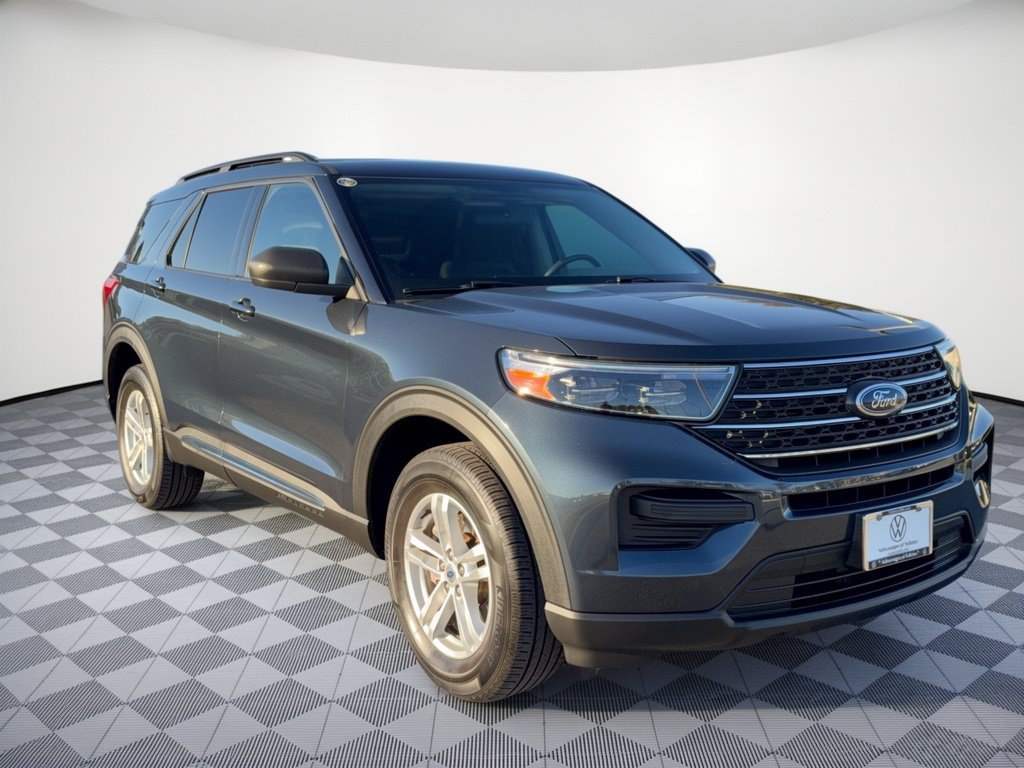 Used 2023 Ford Explorer XLT AWD/4WD image 7