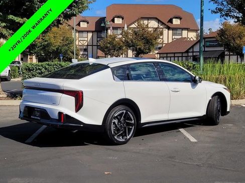 New 2025 Kia K4 GT-Line w/ GT-Line Premium Package image 4