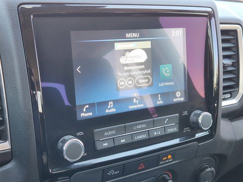 Used 2023 Nissan Frontier SV w/ Technology Package image 25