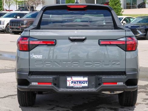 New 2026 Hyundai Santa Cruz SE FWD image 4