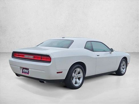 Used 2013 Dodge Challenger SXT Plus RWD image 5