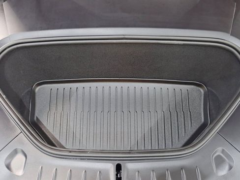 Used 2025 Tesla Model S Plaid image 42