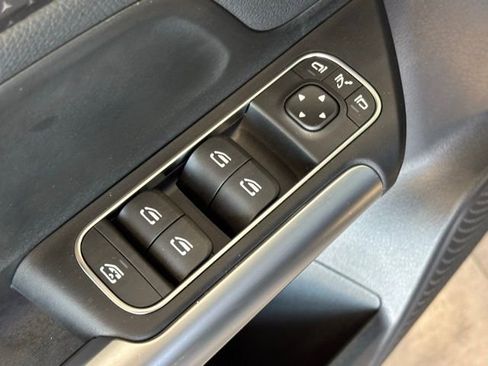 Certified 2025 Mercedes-Benz GLA 250 image 14