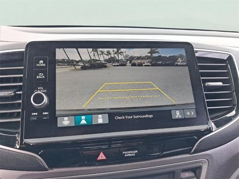 Certified 2025 Honda Ridgeline RTL image 27