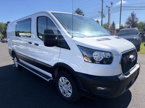 Used 2025 Ford Transit 250 Low Roof w/ Exterior Upgrade Package RWD image 2