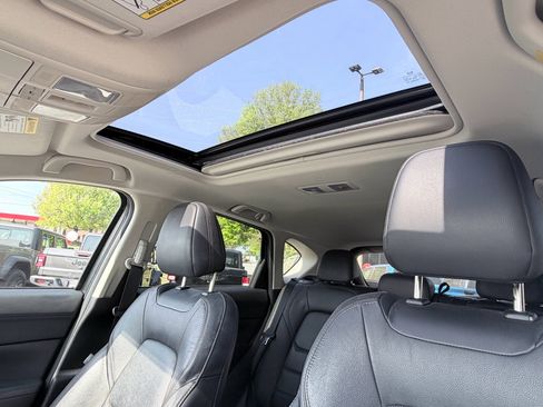 Used 2017 MAZDA CX-5 Grand Touring w/ Premium Package image 11