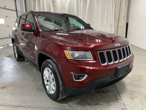 Used 2016 Jeep Grand Cherokee Laredo w/ Quick Order Package 23E image 2