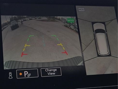 Used 2024 Nissan Armada Platinum w/ Captain's Chairs Package image 16