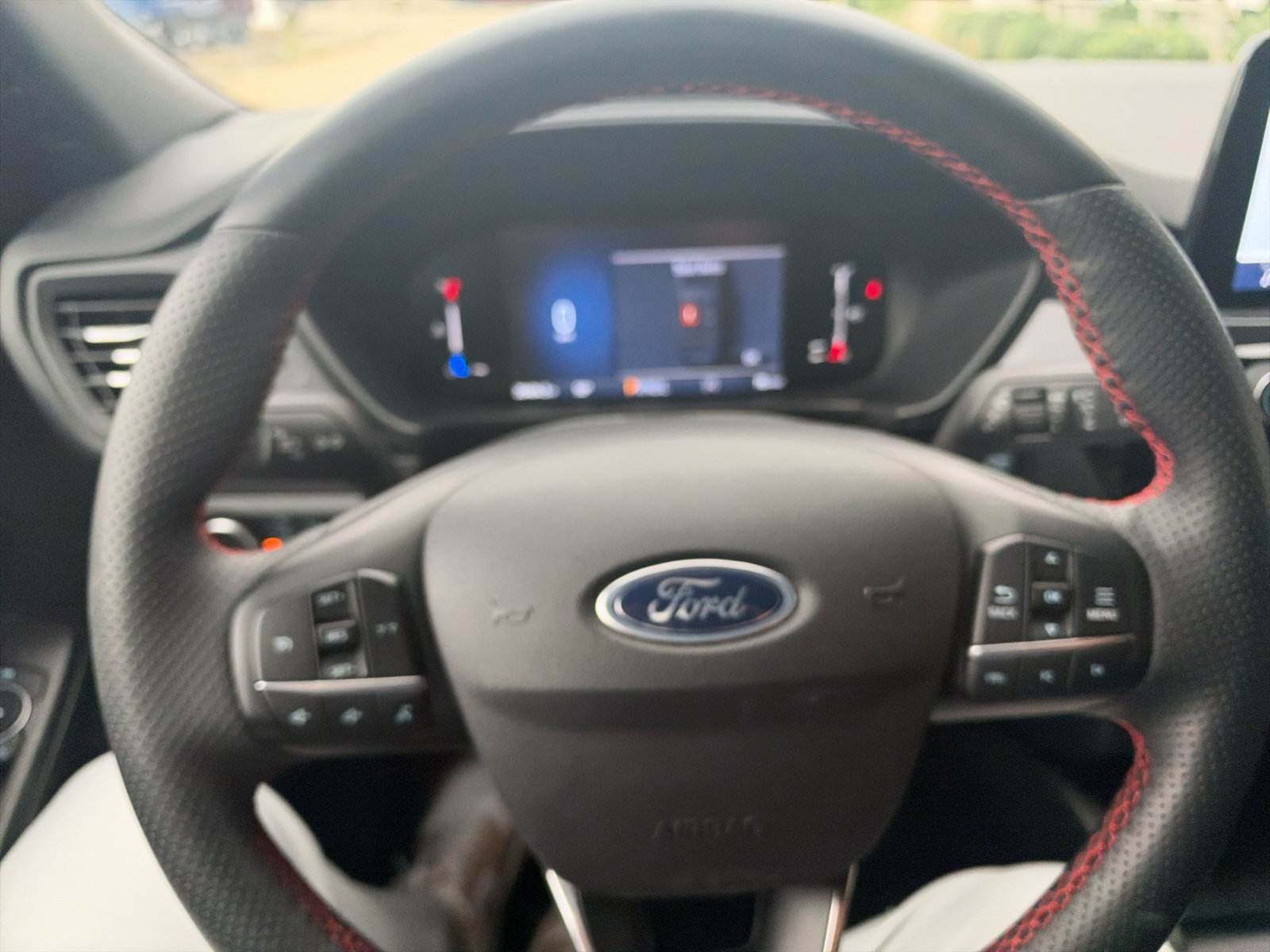 Used 2024 Ford Escape ST-Line AWD/4WD image 14