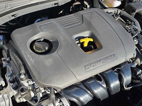 Used 2024 Kia Forte LXS image 13