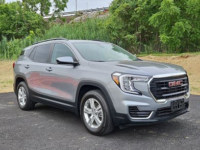Used 2023 GMC Terrain SLE w/ Driver Convenience Package