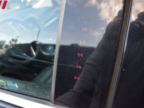 Used 2017 Ford Edge SEL w/ Equipment Group 201A image 23