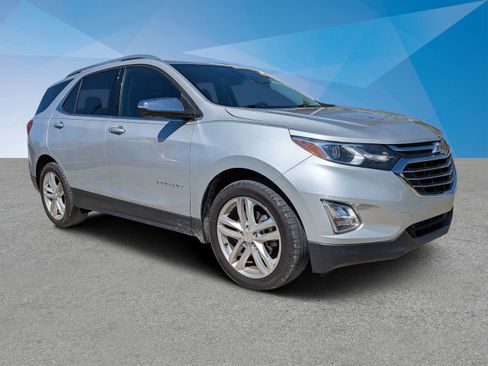 Used 2018 Chevrolet Equinox Premier image 1
