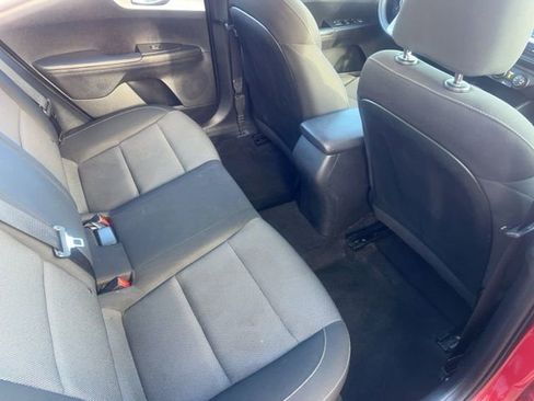 Used 2023 Kia Forte LXS image 9