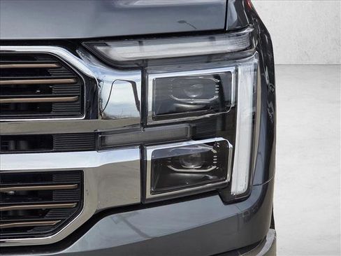 Used 2025 Ford F150 King Ranch w/ FX4 Off-Road Package image 11