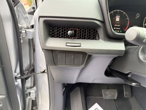 Used 2026 Honda CR-V EX image 17